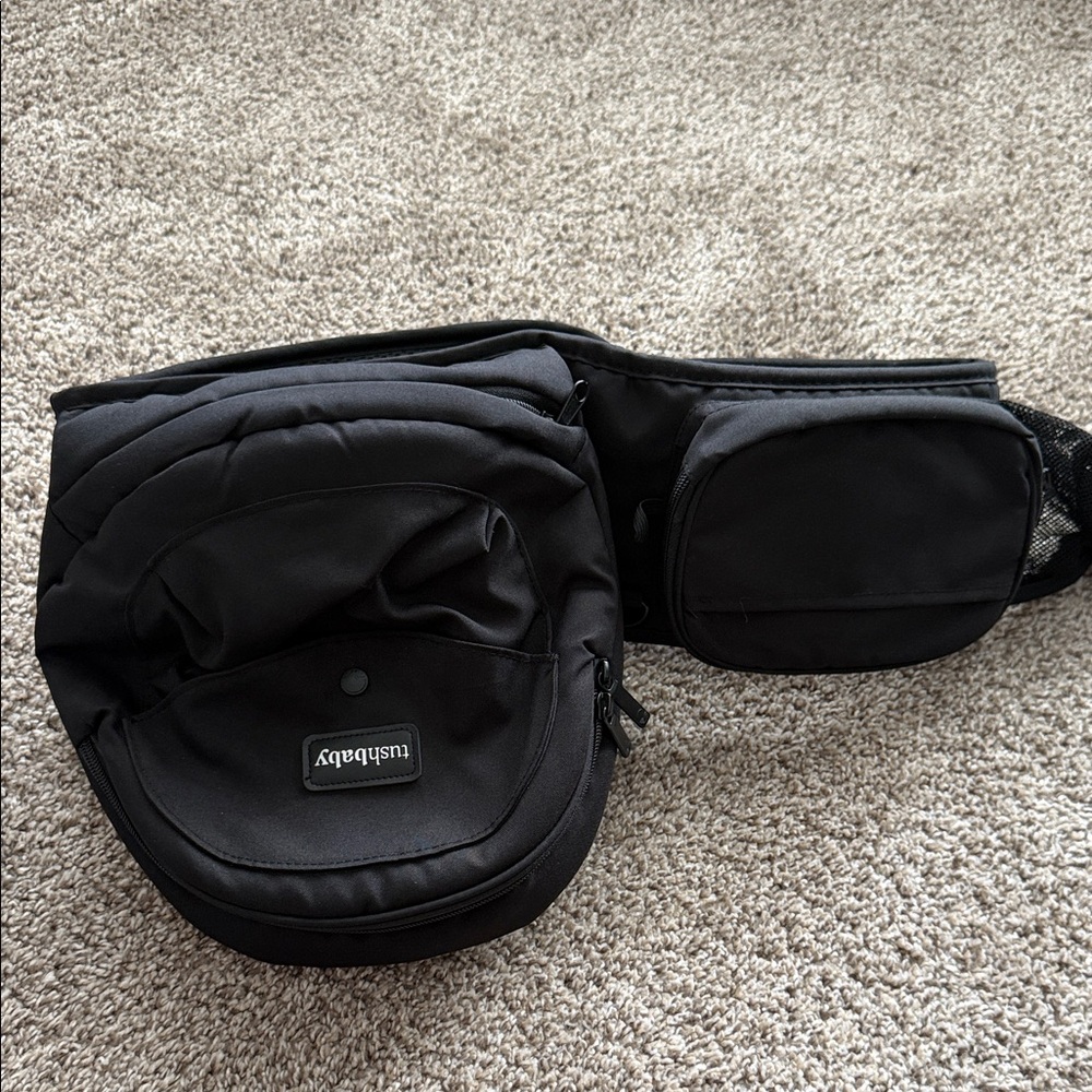 TushBaby Hip Carrier